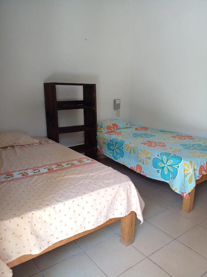 Barra de la Cruz Posada Dos Hermanas الغرفة الصورة